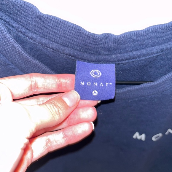 Monat Crew Neck - Picture 3 of 5